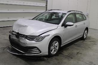damaged passenger cars Volkswagen Golf  2023/4