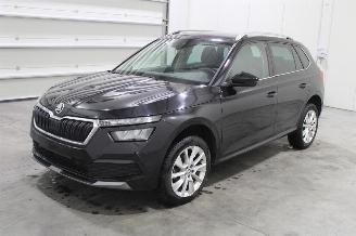 Schadeauto Skoda Kamiq  2023/11