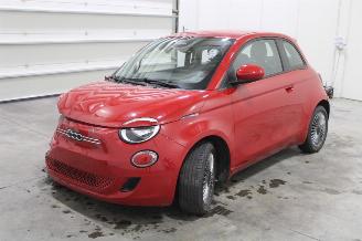 uszkodzony samochody osobowe Fiat 500  2024/1