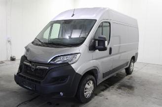 Schadeauto Opel Movano  2022/2