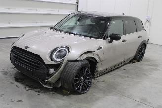 Schadeauto Mini Cooper D Clubman 2021/11