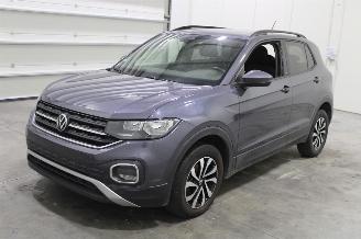 Damaged car Volkswagen T-Cross  2022/8