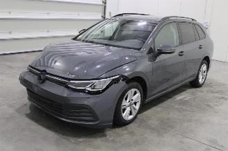 Damaged car Volkswagen Golf  2023/7