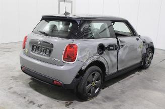 Mini Cooper SE picture 3