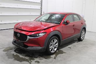 Damaged car Mazda CX-30  2020/8