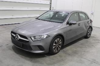Damaged car Mercedes A-klasse A 180 2022/6