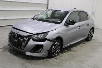 Unfallwagen Peugeot 208  2024/2