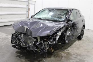 krockskadad bil auto Peugeot 3008  2025/7