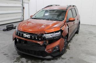 uszkodzony samochody osobowe Dacia Jogger  2026/6