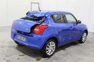 Suzuki Swift  picture 3