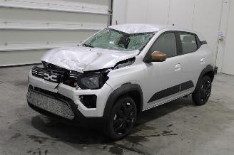krockskadad bil auto Dacia Spring  2025/4