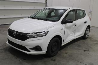Damaged car Dacia Sandero  2022/1