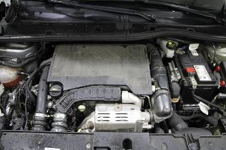 Peugeot 208  picture 15