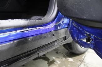 Ford Kuga  picture 20