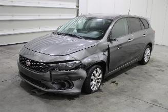 Damaged car Fiat Tipo  2020/11