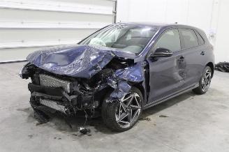 Schadeauto Hyundai I-30 i30 2025/11