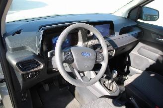 Ford Transit Courier Van Transit Courier picture 11