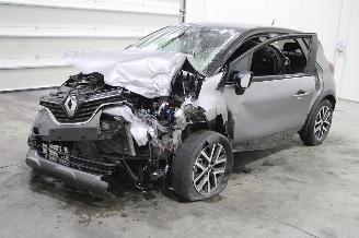 rozbiórka samochody osobowe Renault Captur  2019/10