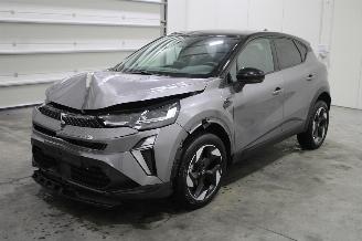 Vaurioauto  passenger cars Renault Captur  2025/4