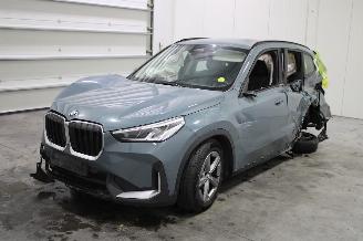 Démontage voiture BMW X1  2023/4