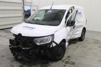 Salvage car Renault Kangoo  2025/2