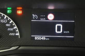 Peugeot 208  picture 13
