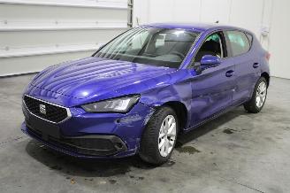 Coche accidentado Seat Leon  2021/1