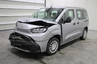 Auto incidentate Toyota ProAce City 2025/1