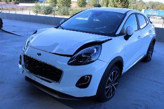 Damaged car Ford Puma  2022/2
