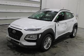 damaged passenger cars Hyundai Kona  2019/12