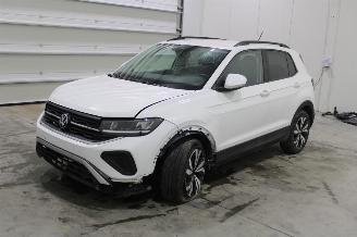 krockskadad bil auto Volkswagen T-Cross  2024/6