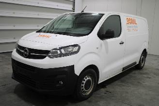 krockskadad bil auto Opel Vivaro  2022/5