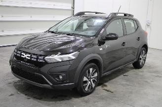 krockskadad bil auto Dacia Sandero  2025/9