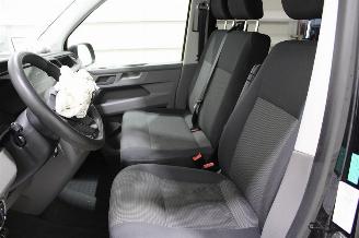 Volkswagen Transporter T6.1 Combi picture 11