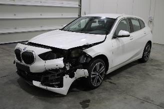 Schadeauto BMW 1-serie 116 2023/8