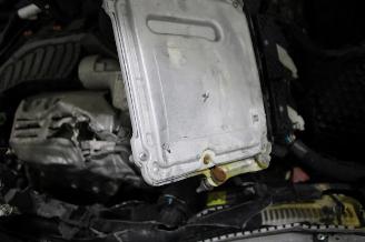 Peugeot 208  picture 21