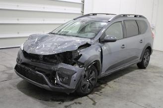 skadebil auto Dacia Jogger  2025/5