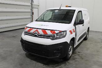 Unfallwagen Citroën Berlingo  2021/11
