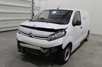 Vaurioauto  passenger cars Citroën Jumpy  2023/10