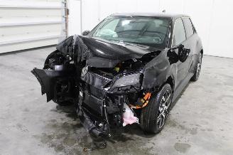 damaged passenger cars Renault 5 R 2025/2