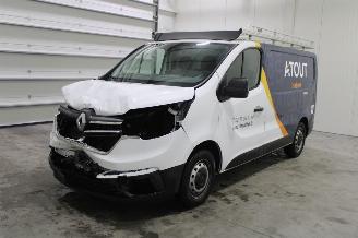 Purkuautot passenger cars Renault Trafic  2024/6