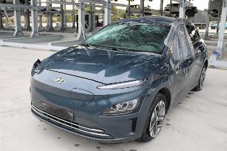 skadebil auto Hyundai Kona Elektro 2023/8