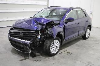 Schadeauto Volkswagen T-Roc  2020/2