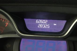Renault Captur  picture 13