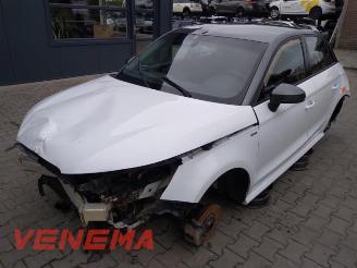 Auto da rottamare Audi A1 A1 Sportback (8XA/8XF), Hatchback 5-drs, 2011 / 2018 1.4 TFSI ACT 16V 2015