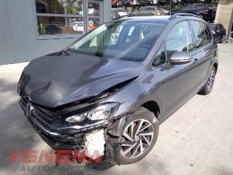 Coche siniestrado Volkswagen Golf Sportsvan Golf Sportsvan (AUVS), MPV, 2014 / 2021 1.0 TSI 12V BlueMotion Technology 2018