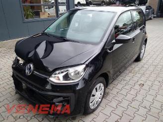 Vrakbiler auto Volkswagen Up! Up! (121), Hatchback, 2011 1.0 12V 75 2018