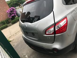 Salvage car Nissan Qashqai+2  2012/1