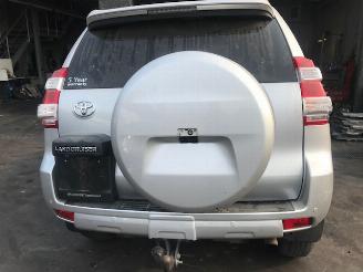 Toyota Landcruiser DIESEL - 3000CC - 140KW picture 3