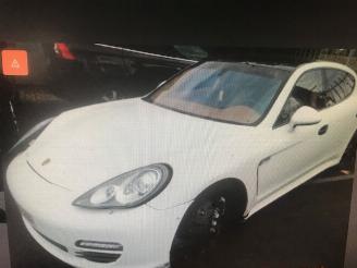 Auto da rottamare Porsche Panamera  2012/1